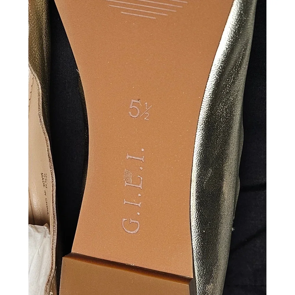G.I.L.I.‎ Izzy Gold Metallic Scalloped Leather Ballet Flats womens 5.5 A274340